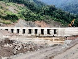 Proyek Sabo Dam dan Pekerjaan Di Desa Rogo dan Beke Dikerja Sesuai Dengan Spek dan Gambar, Direncanakan Di Akhir Pekerjaan Sesuai Target